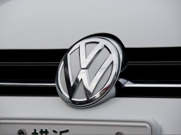 画像2: 【在庫品限り】　　Sprung カラードプレート(エンブレム台座) フロント ゴルフ7　 (2)