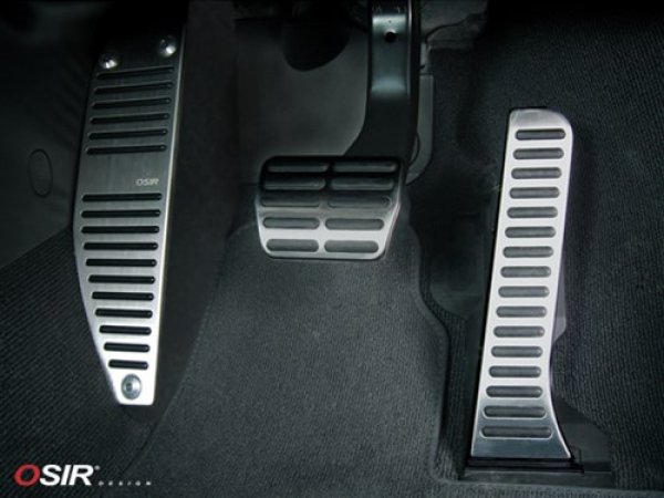 画像1: OSIR フットレストカバー AUDI TT(8J) A3(8P) (1)