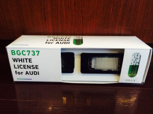 画像1: BREX WHITE LICENSE for AUDI (1)