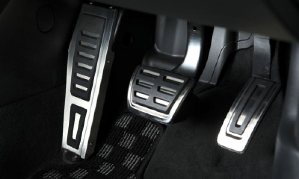 画像2: maniacs Left Side FootPlate for Audi A3/TT (2)