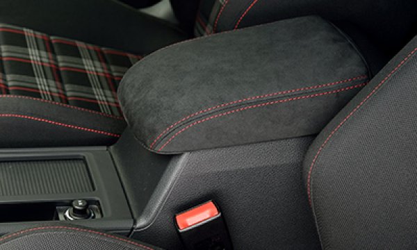 m+ アルカンターラアームレストカバー Golf7/Golf7.5 m+ Alcantara Armrest Cover for Golf7/Golf7.5 インテリア