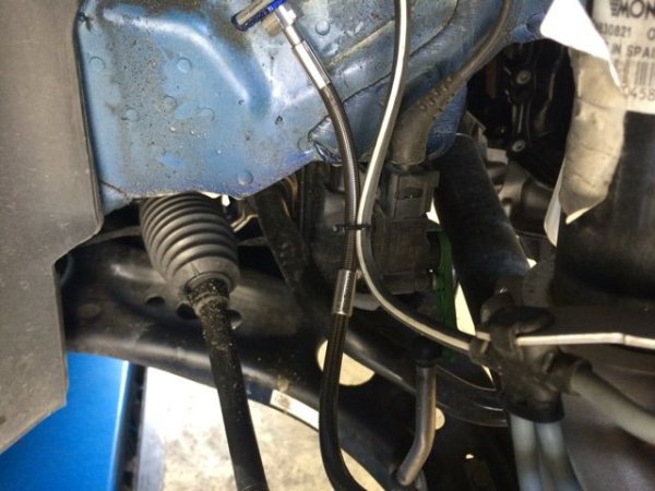 画像3: 【ブラックフライデー】Volkswagen Racingline Performance ブレーキホースキット前後セット GOLF7R/GTI (3)