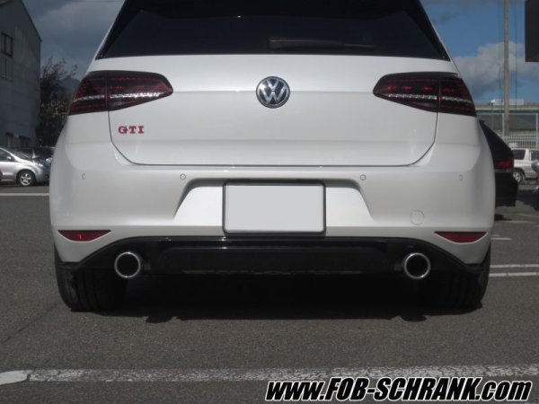 画像3: VW純正 リアディフューザー /GOLF7 GTI CLUBSPORT (3)