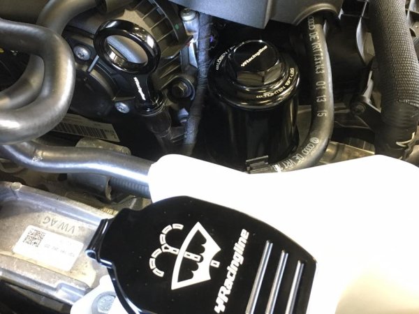 画像2: 【ブラックフライデー】Volkswagen Racingline Performance ビレットウォッシャーフルードキャップ (2)