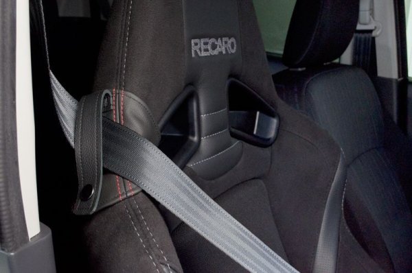 画像7: JADE 本革シートベルトガイド ナチュラルタイプ(本革×レッドステッチ) (7)