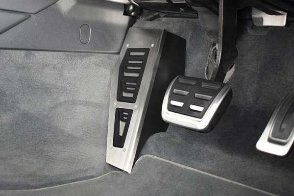 画像2: m+ Footrest Cover for Audi A4 (8W), A5 (F5) (2)