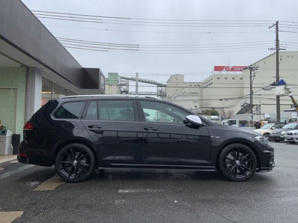 画像3: VW純正ホイール "PRETORIA"(プレトリア) 7.5J-18 ET51 グロスブラック (3)