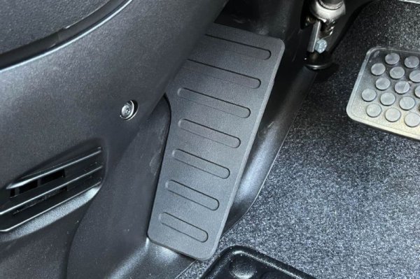 画像4: Footrest Extension Cover for ABARTH / FIAT500  (4)