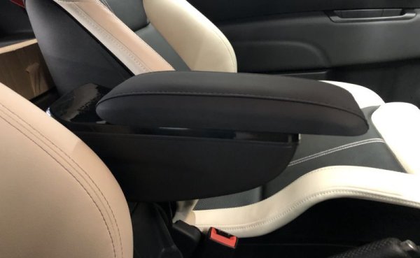 画像3: OMTEC アームレストコンソール【V2】 for FIAT500・ABARTH500/595/695 [32525604] (3)